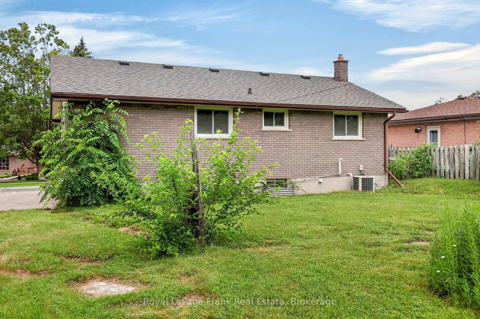 Photo 42 of 958 St Pauls Street, Peterborough, Northcrest Ward 5 — HOMEH