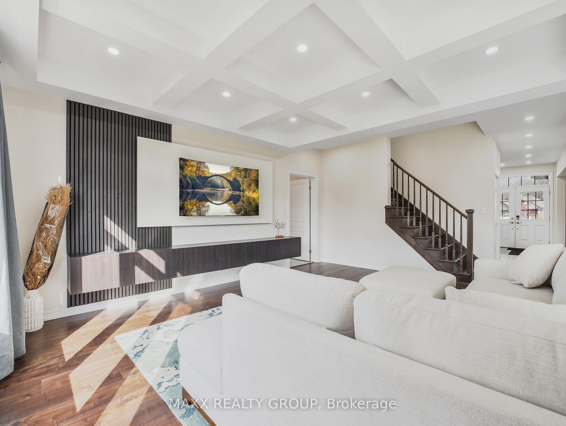 Photo 7 of 9354 Shoveller Drive, Niagara Falls, Forestview — HOMEH