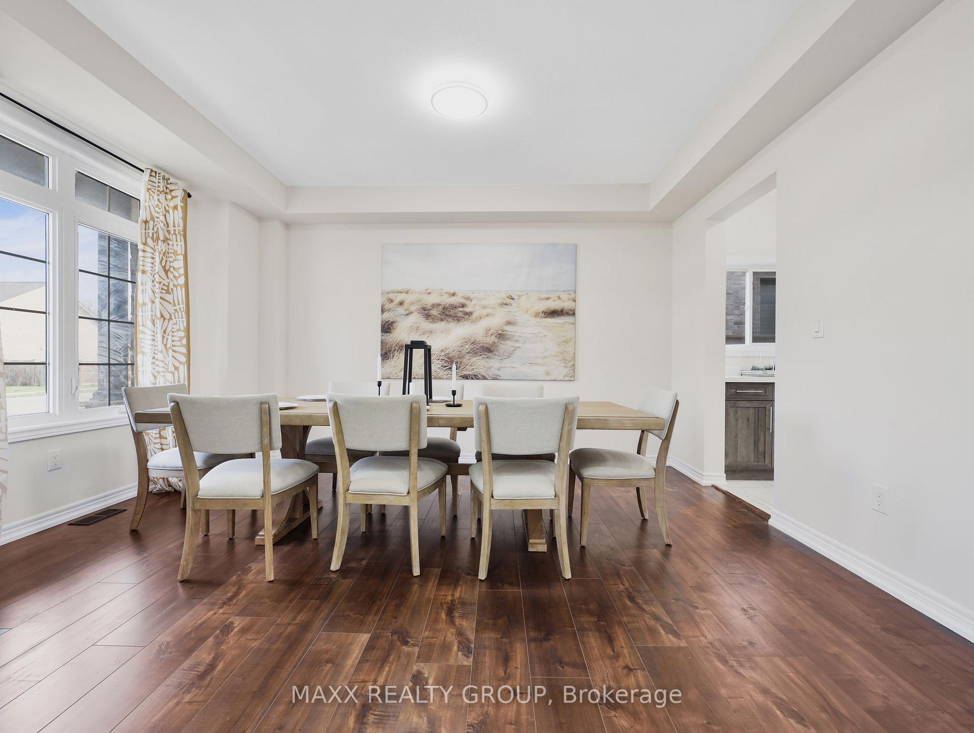Photo 16 of 9354 Shoveller Drive, Niagara Falls, Forestview — HOMEH
