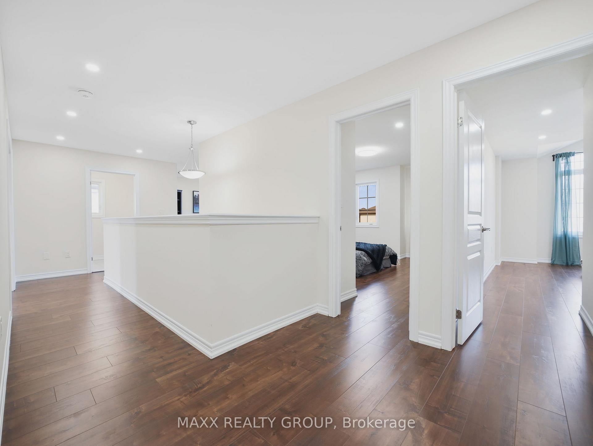 Photo 22 of 9354 Shoveller Drive, Niagara Falls, Forestview — HOMEH