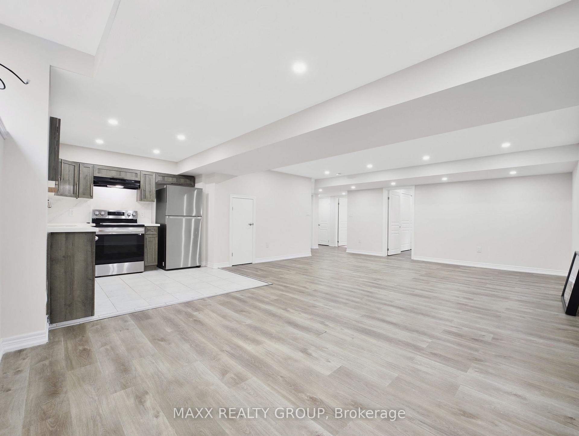 Photo 38 of 9354 Shoveller Drive, Niagara Falls, Forestview — HOMEH