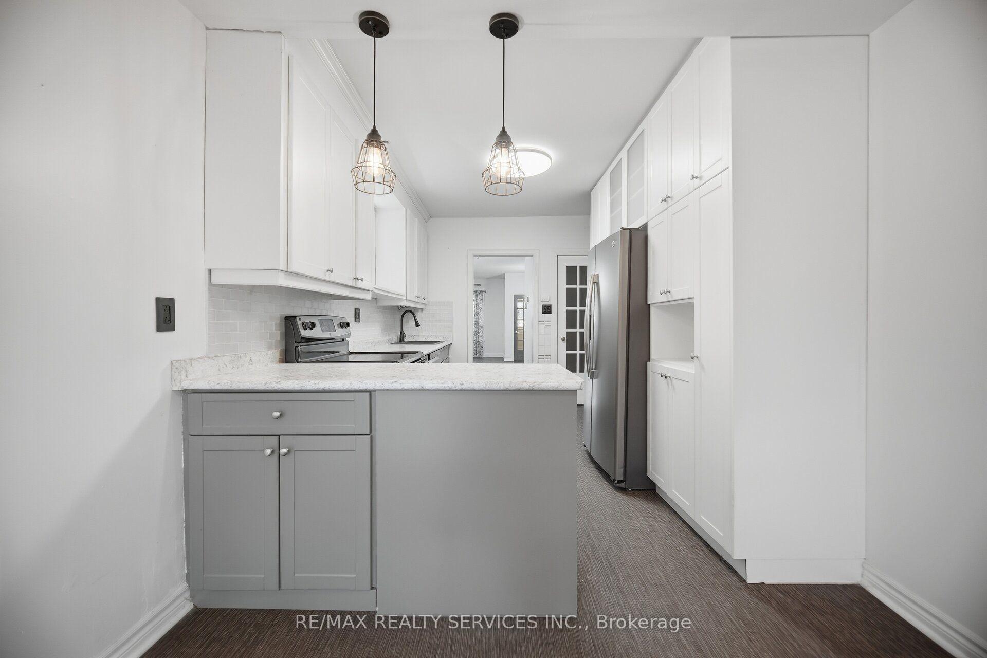 Photo 12 of 55 Morse Street, Toronto, South Riverdale — HOMEH