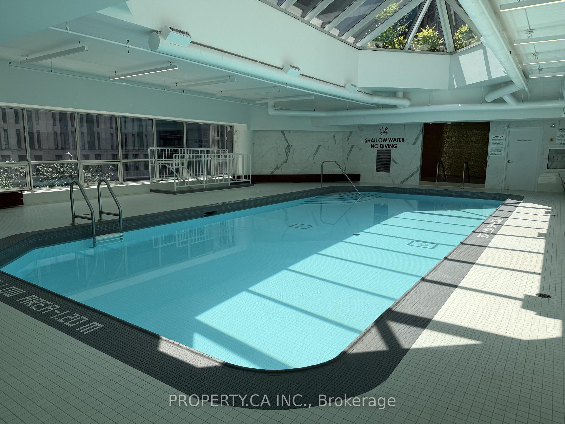 Photo 8 of Unit 3307, 1001 Bay Street, Toronto, Bay Street Corridor — HOMEH