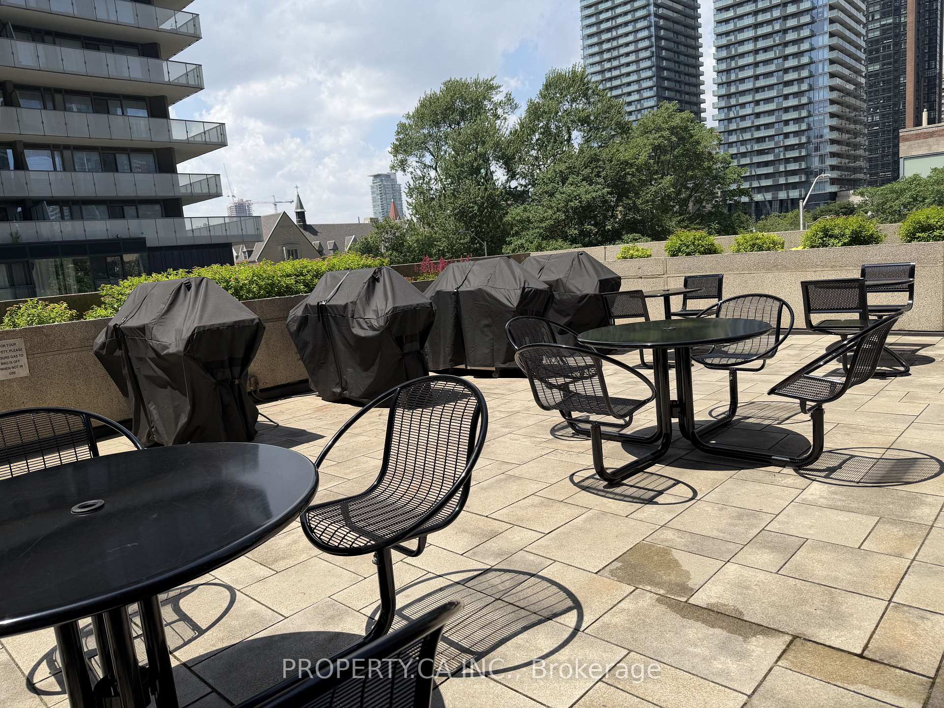 Photo 14 of Unit 3307, 1001 Bay Street, Toronto, Bay Street Corridor — HOMEH