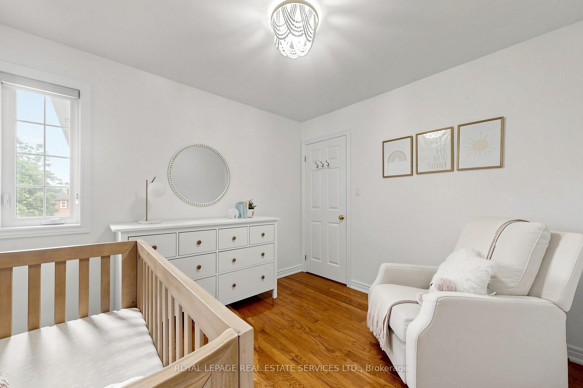 Photo 22 of 256 Earlscourt Avenue, Toronto, Caledonia-Fairbank — HOMEH