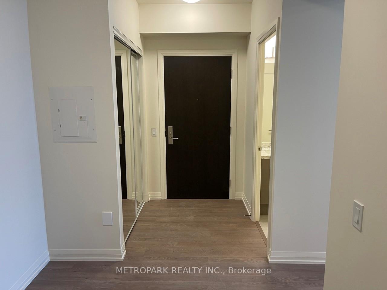 Photo 4 of Unit 1506, 9000 Jane Street, Vaughan, Concord — HOMEH