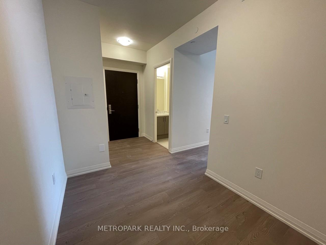 Photo 5 of Unit 1506, 9000 Jane Street, Vaughan, Concord — HOMEH