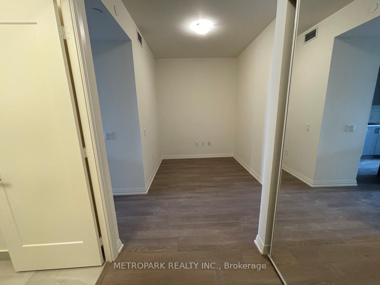Photo 6 of Unit 1506, 9000 Jane Street, Vaughan, Concord — HOMEH