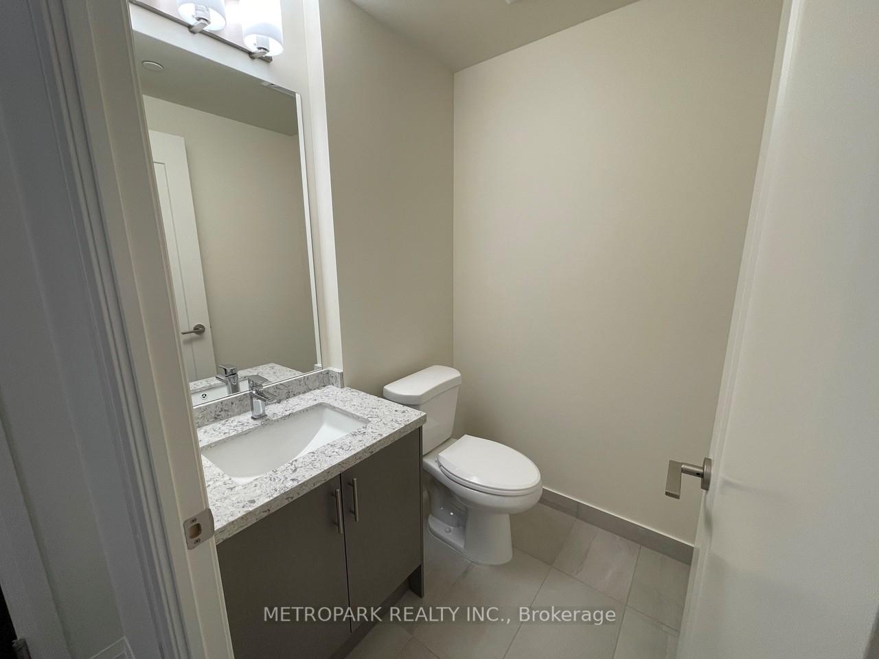 Photo 7 of Unit 1506, 9000 Jane Street, Vaughan, Concord — HOMEH