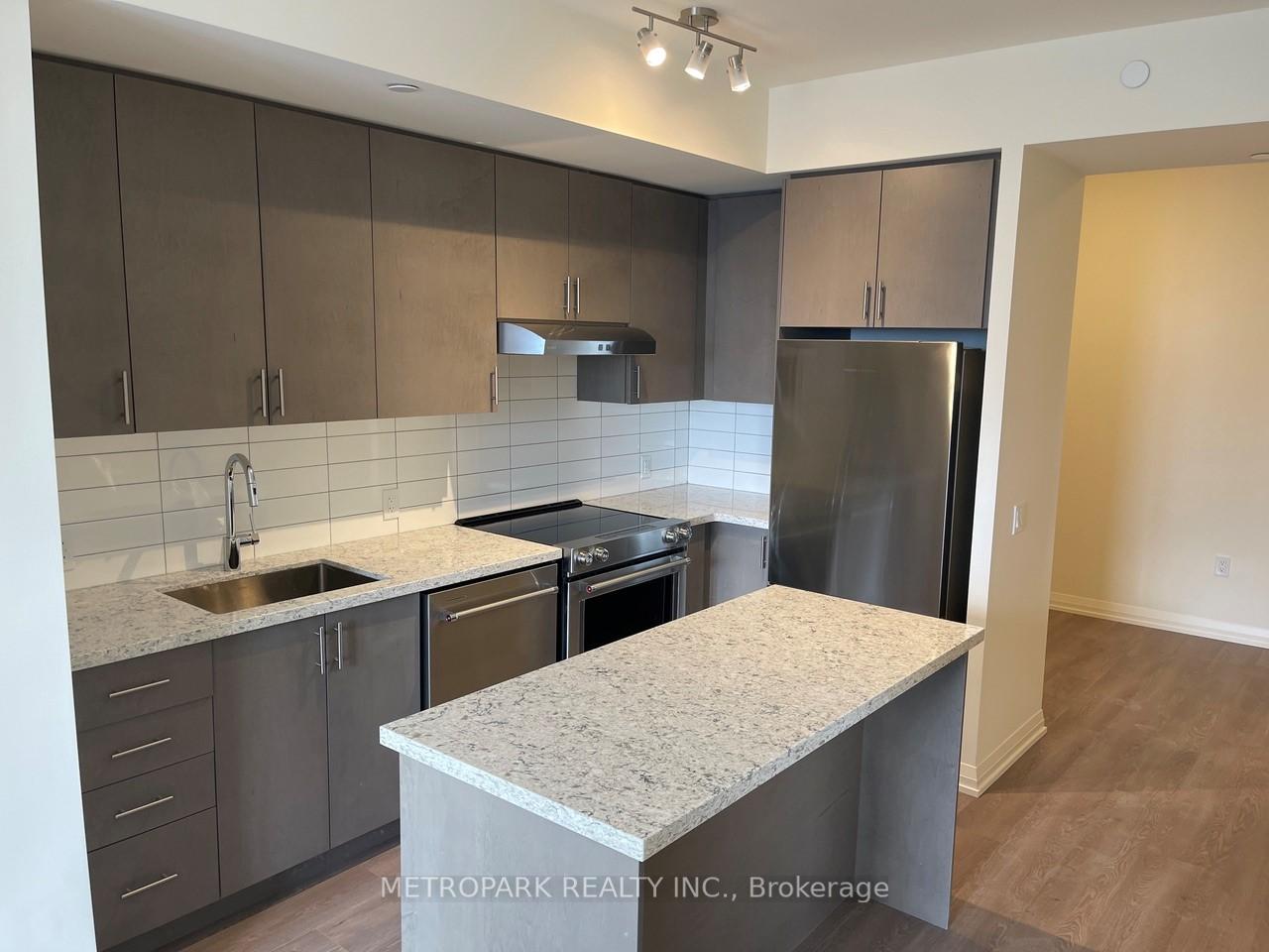 Photo 10 of Unit 1506, 9000 Jane Street, Vaughan, Concord — HOMEH