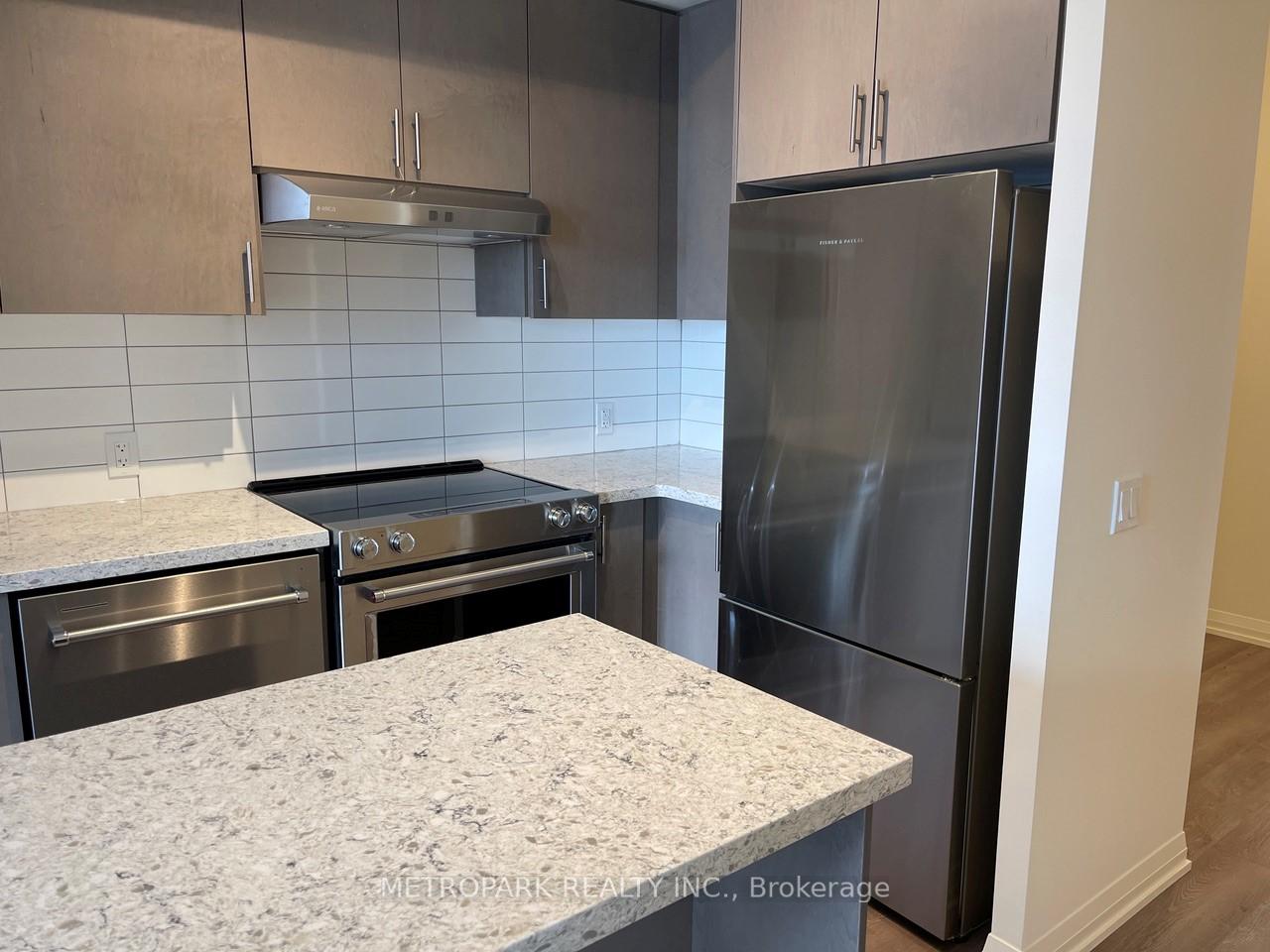 Photo 11 of Unit 1506, 9000 Jane Street, Vaughan, Concord — HOMEH