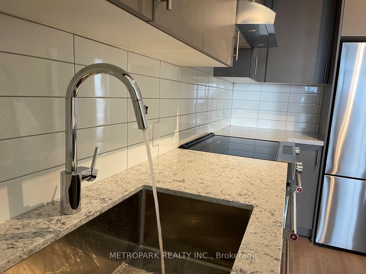 Photo 13 of Unit 1506, 9000 Jane Street, Vaughan, Concord — HOMEH