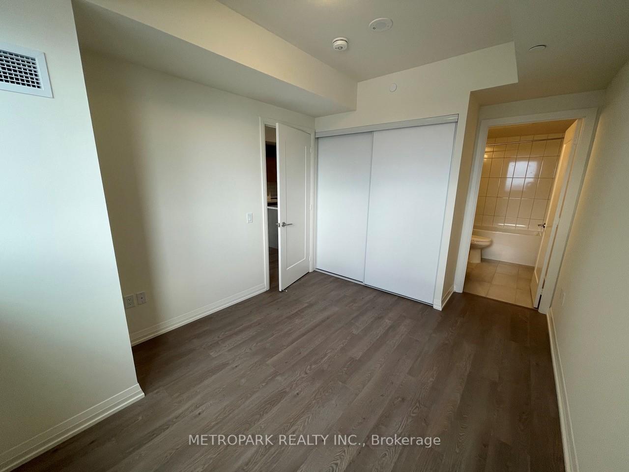 Photo 15 of Unit 1506, 9000 Jane Street, Vaughan, Concord — HOMEH