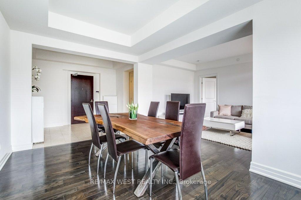 Photo 10 of Unit 105, 30 Old Mill Road, Etobicoke, Kingsway South — HOMEH