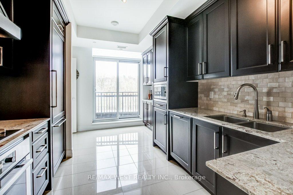 Photo 14 of Unit 105, 30 Old Mill Road, Etobicoke, Kingsway South — HOMEH