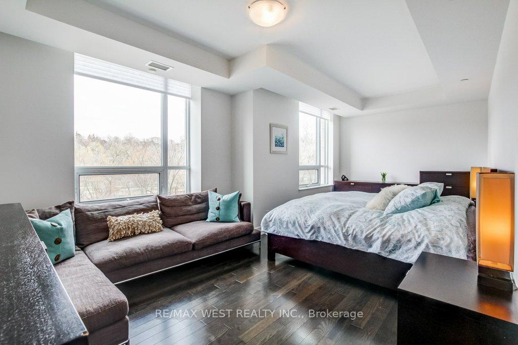 Photo 15 of Unit 105, 30 Old Mill Road, Etobicoke, Kingsway South — HOMEH