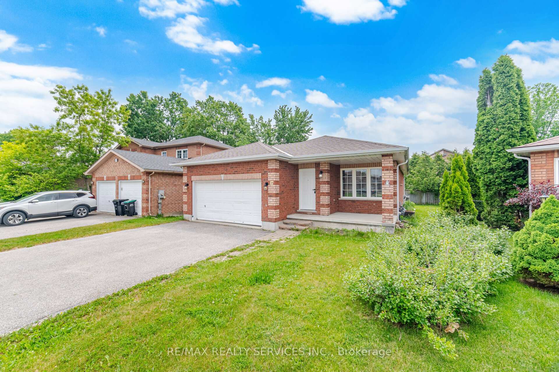 Photo 5 of 17 Sydenham Wells, Barrie, Georgian Drive — HOMEH