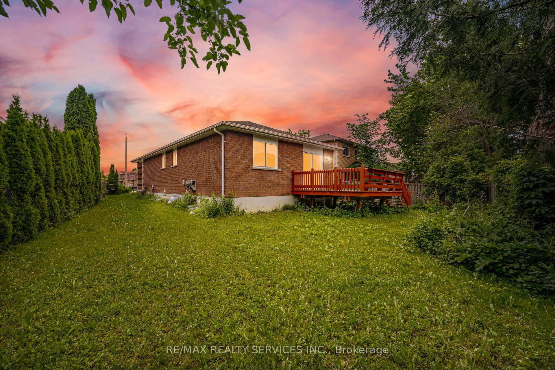 Photo 46 of 17 Sydenham Wells, Barrie, Georgian Drive — HOMEH