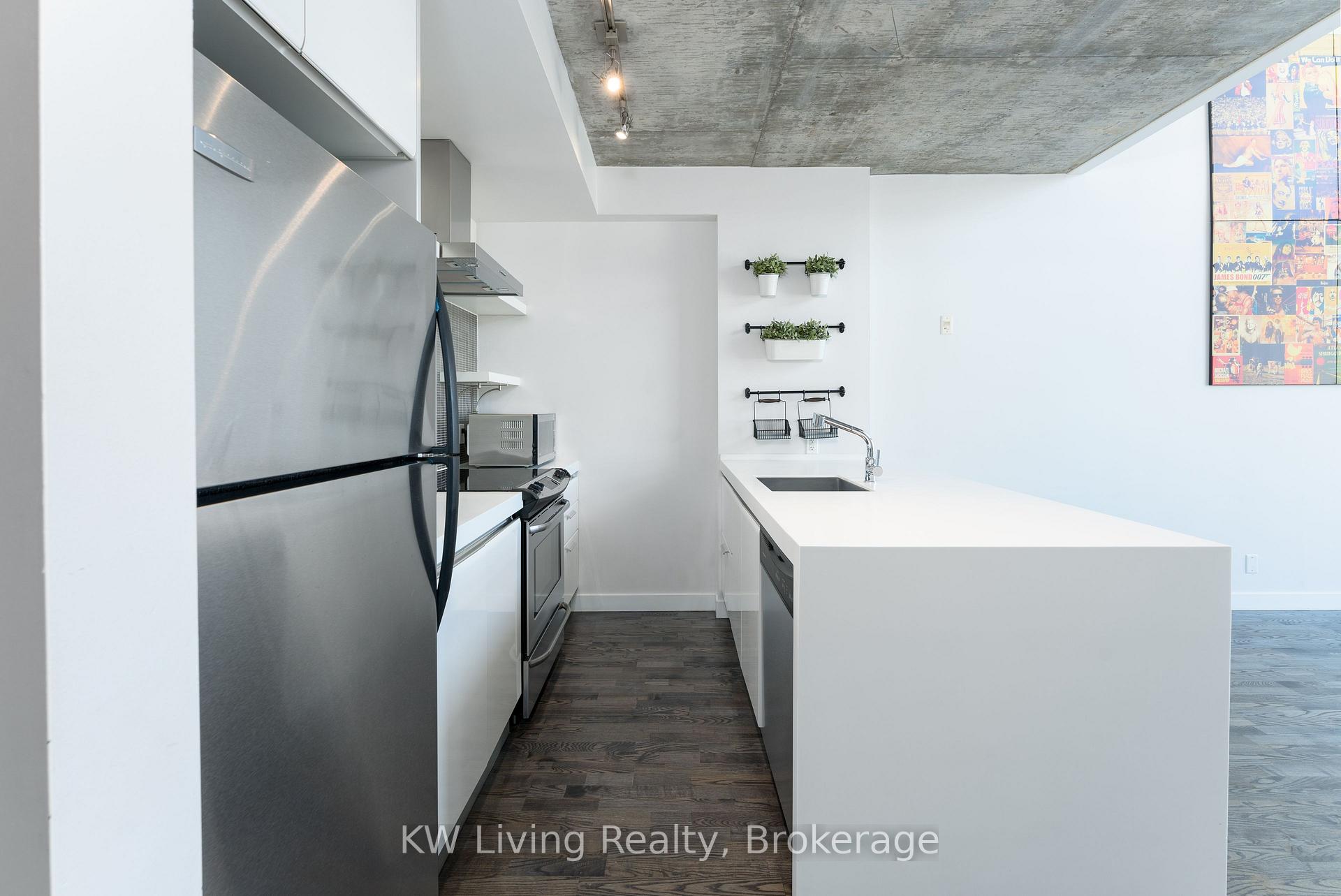Photo 2 of Unit 901, 75 Portland Street, Toronto, Waterfront Communities — HOMEH