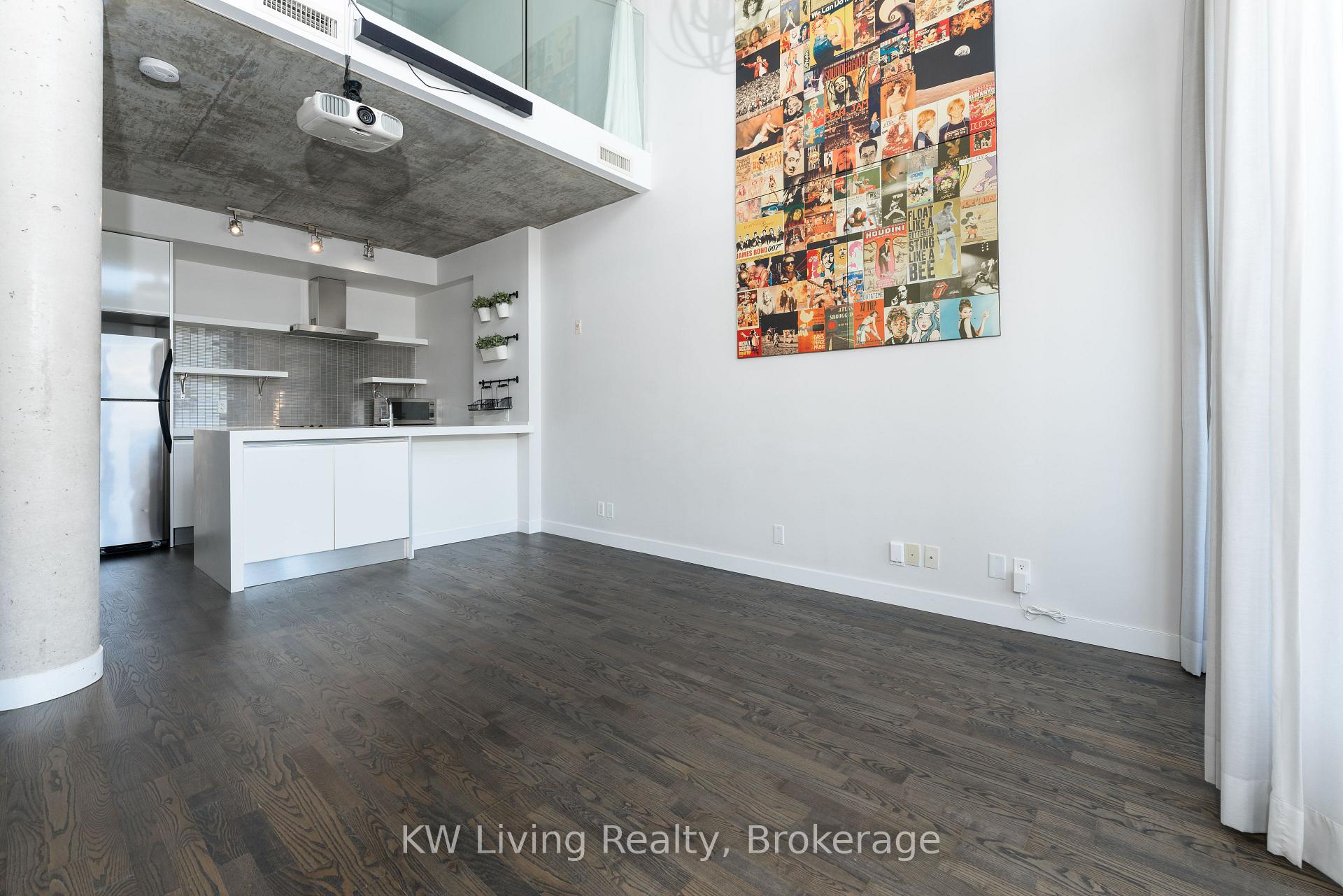 Photo 6 of Unit 901, 75 Portland Street, Toronto, Waterfront Communities — HOMEH