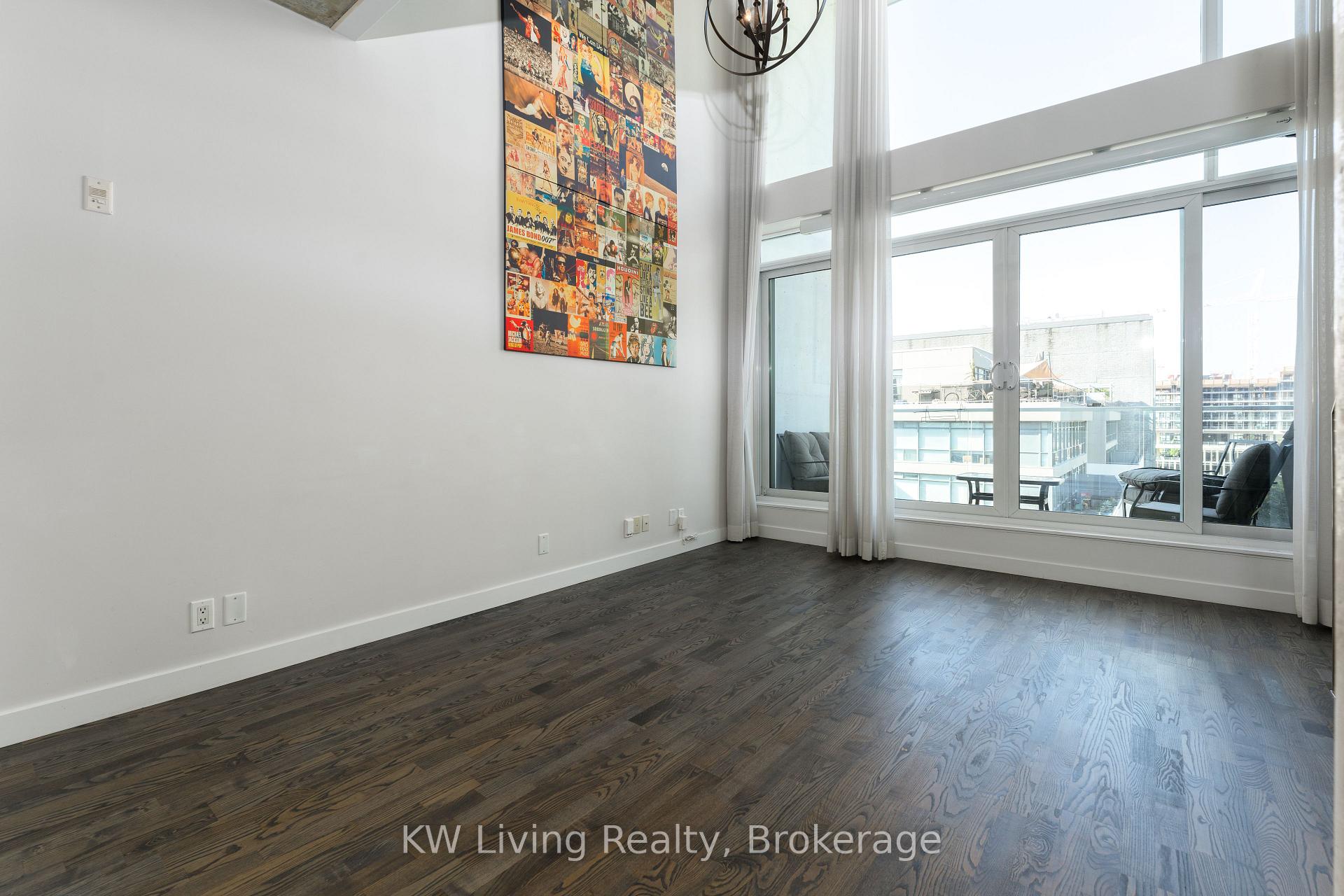Photo 7 of Unit 901, 75 Portland Street, Toronto, Waterfront Communities — HOMEH