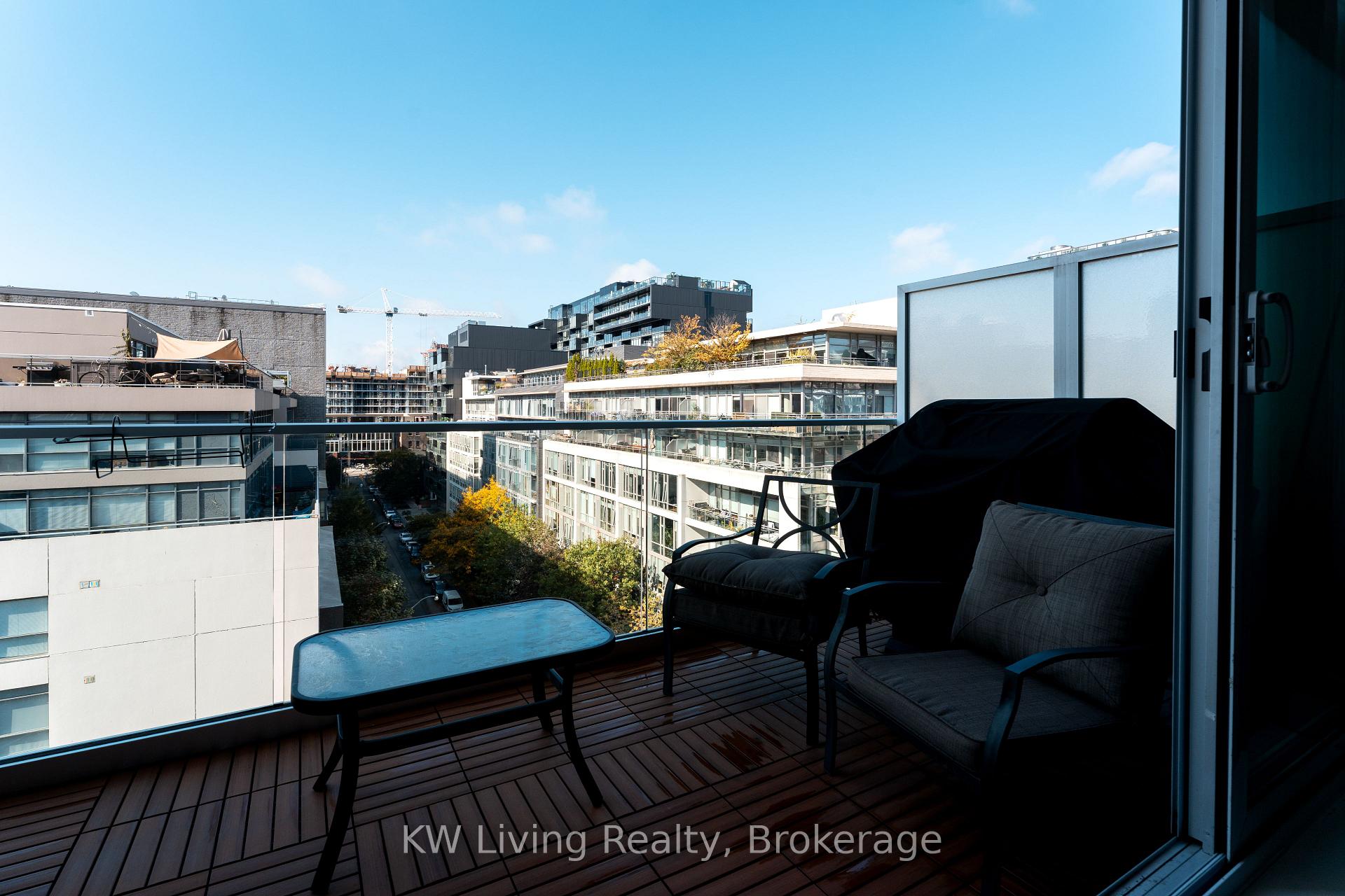 Photo 9 of Unit 901, 75 Portland Street, Toronto, Waterfront Communities — HOMEH