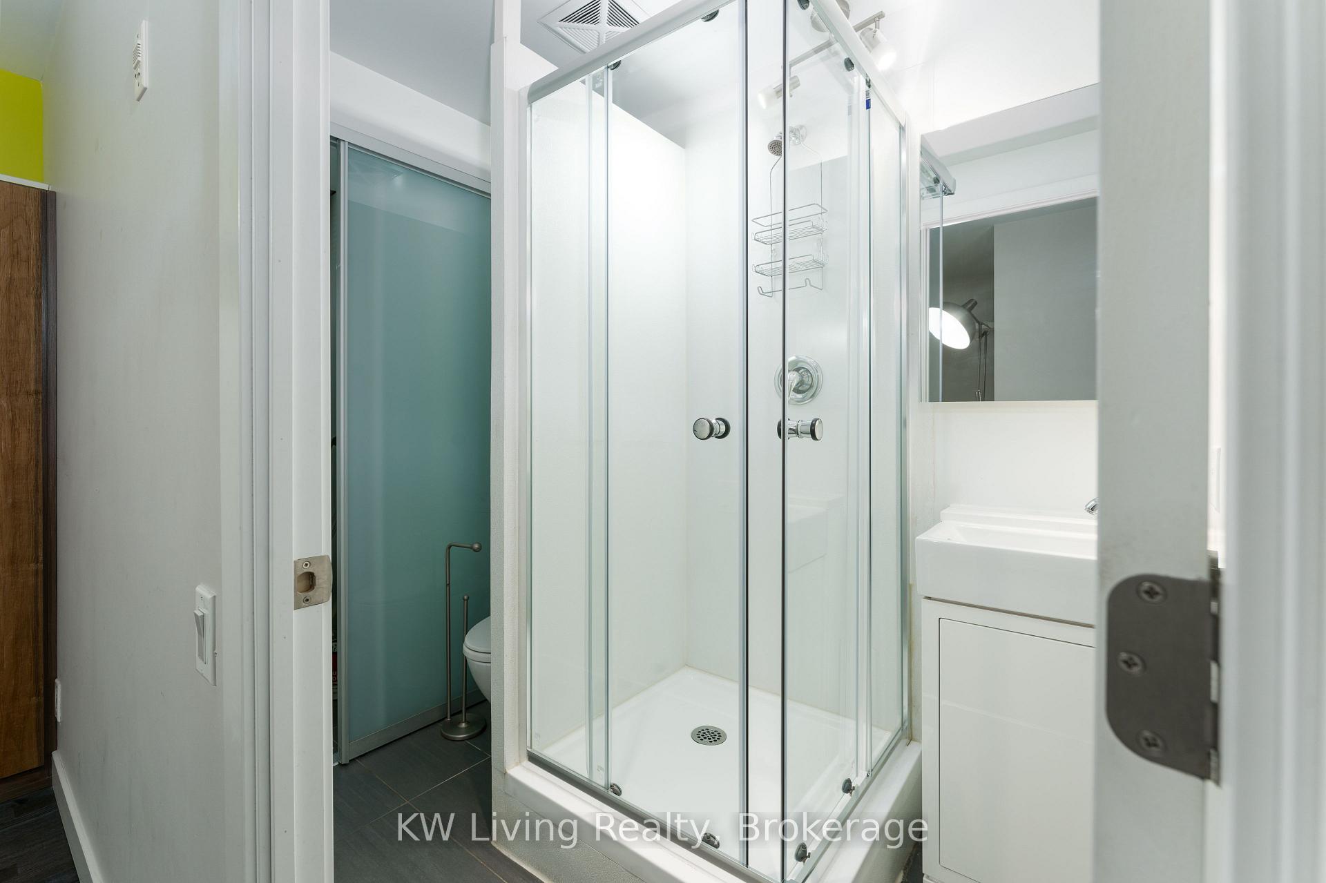 Photo 19 of Unit 901, 75 Portland Street, Toronto, Waterfront Communities — HOMEH