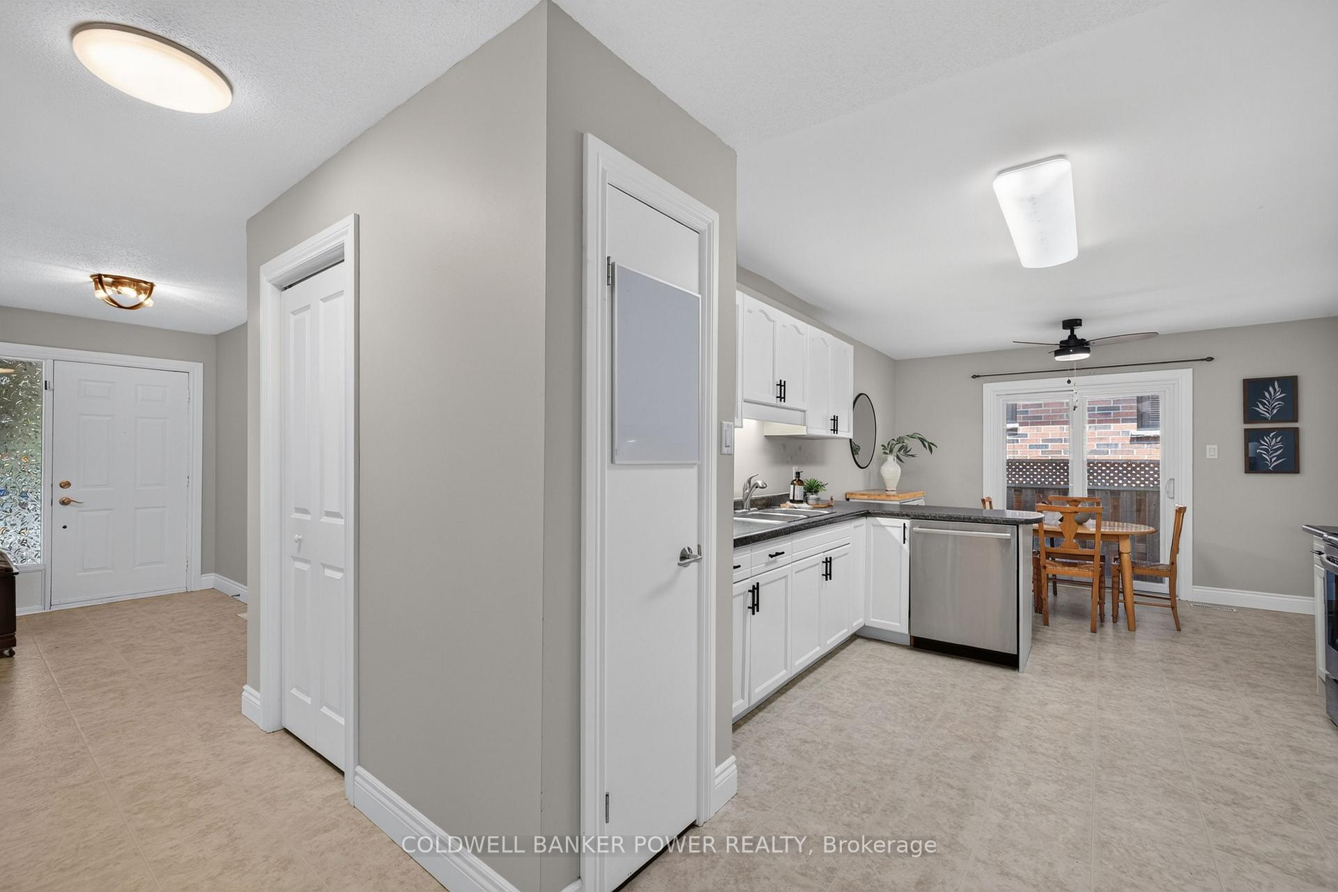 Photo 10 of 39 Shepherd Avenue, London, East H — HOMEH