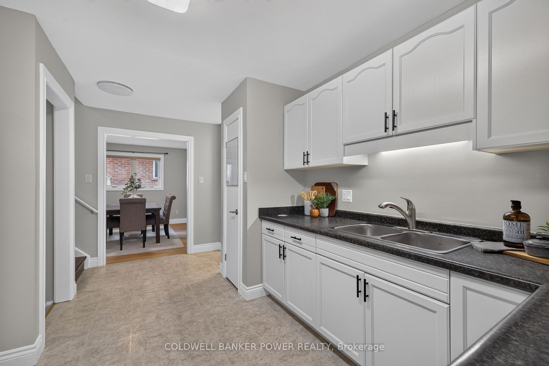 Photo 13 of 39 Shepherd Avenue, London, East H — HOMEH