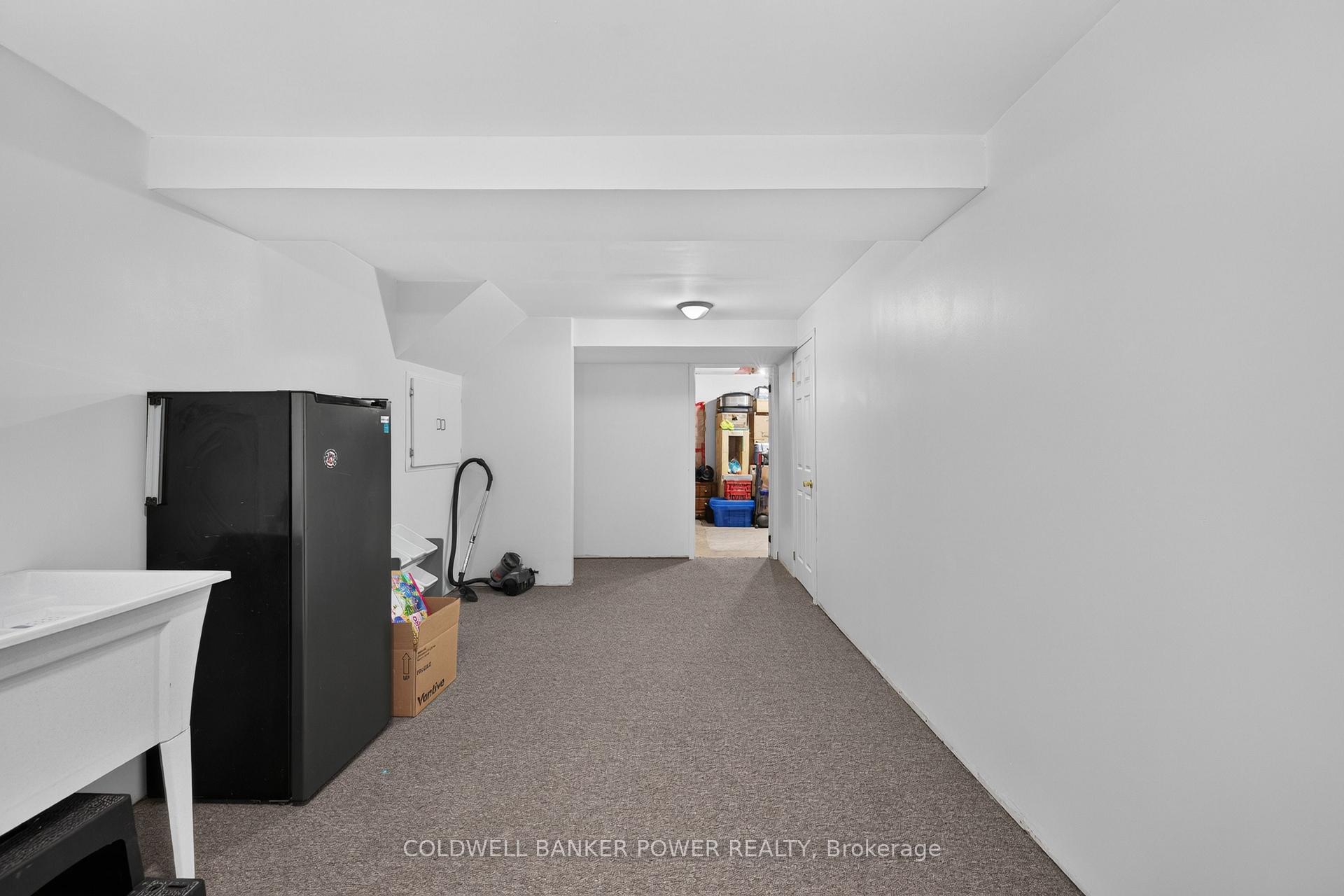 Photo 38 of 39 Shepherd Avenue, London, East H — HOMEH
