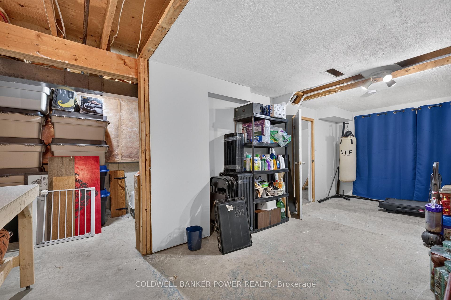Photo 45 of 39 Shepherd Avenue, London, East H — HOMEH