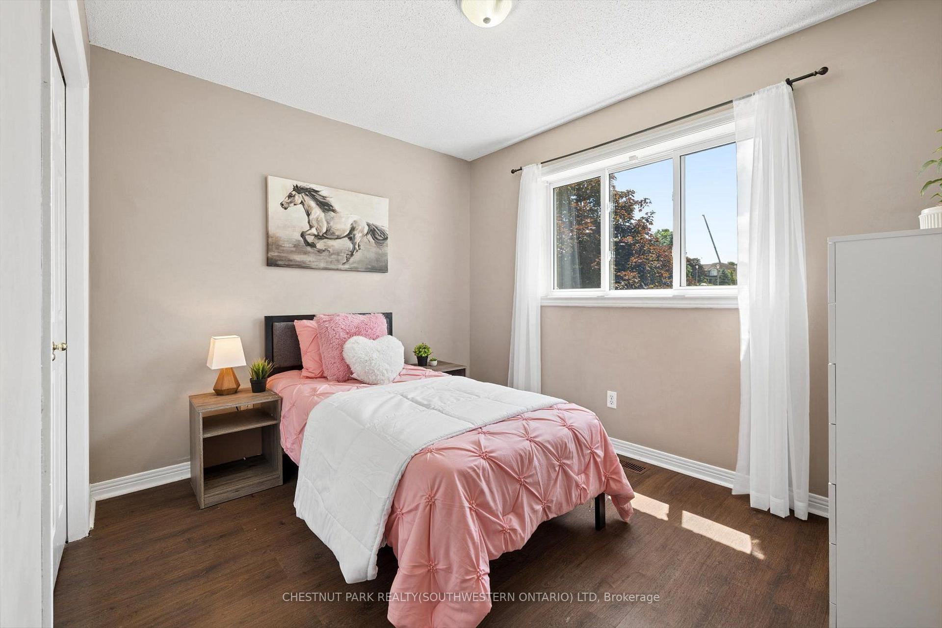 Photo 20 of 11 Bonniewood Drive, Mapleton, Rural Mapleton — HOMEH