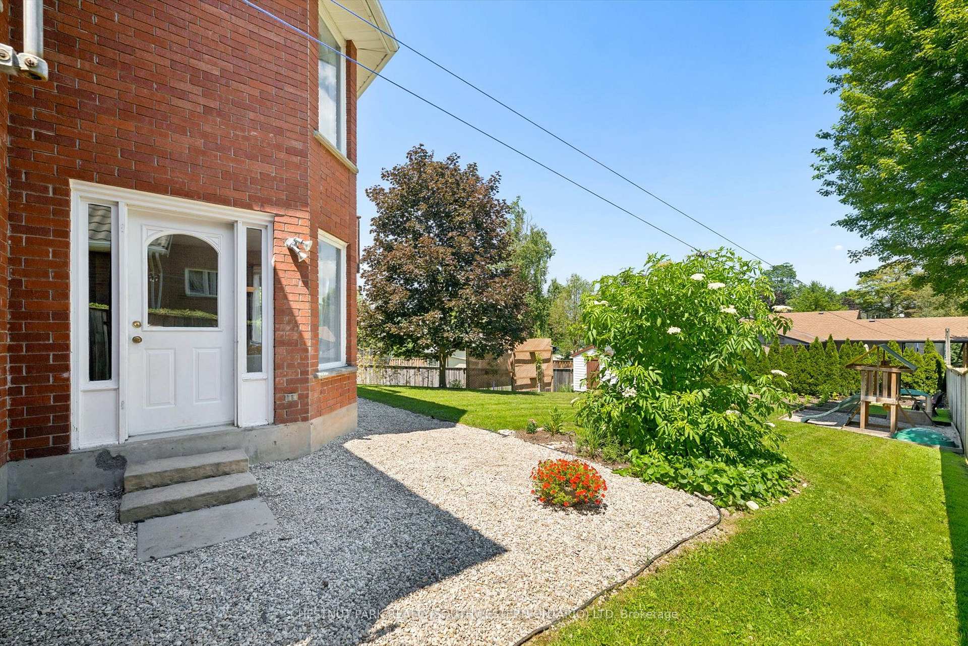 Photo 40 of 11 Bonniewood Drive, Mapleton, Rural Mapleton — HOMEH