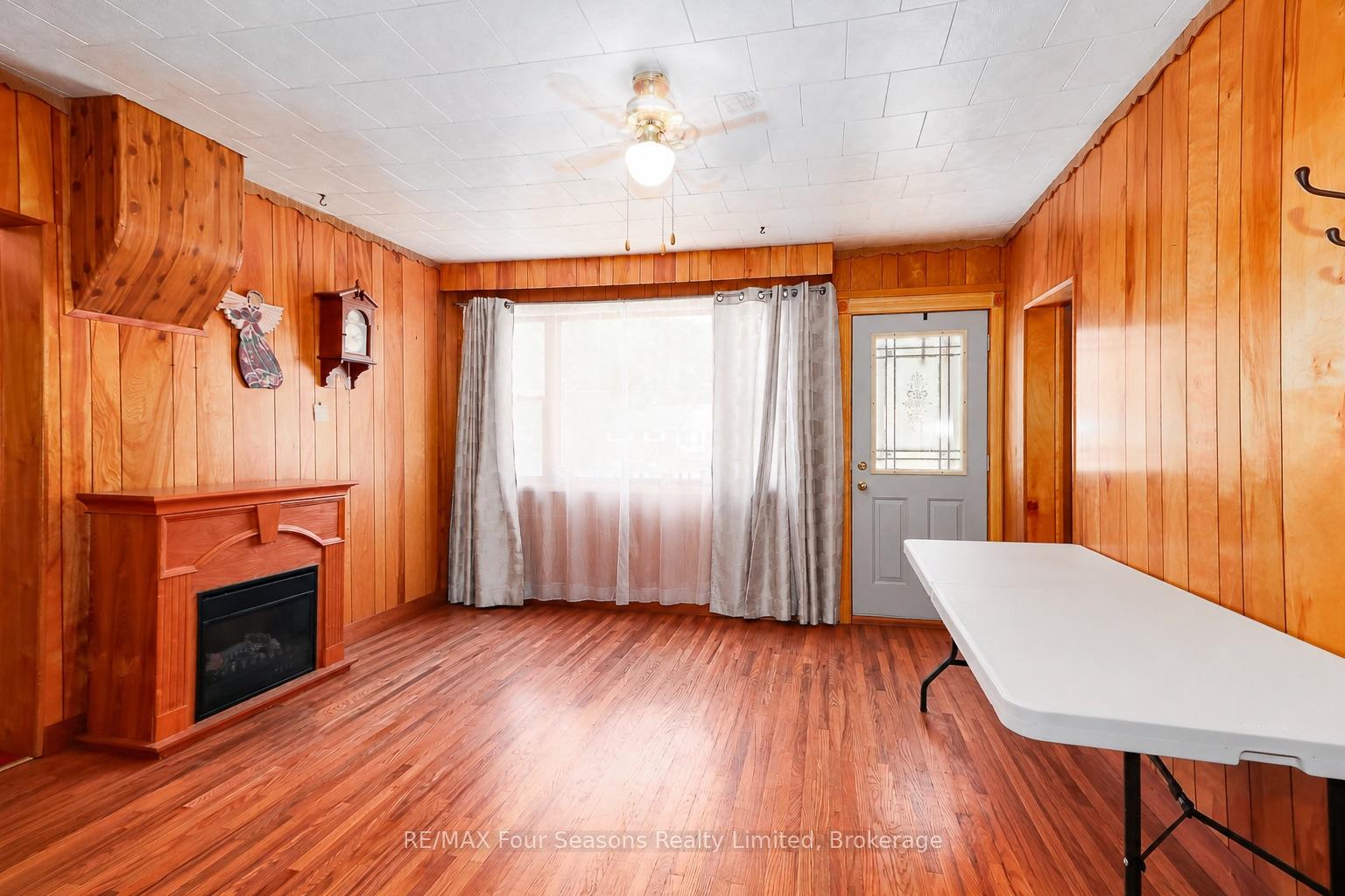 Photo 20 of 201 Sunnidale Street, Clearview, Stayner — HOMEH