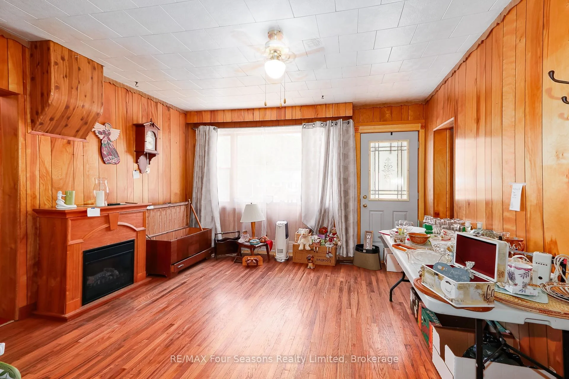 Photo 11 of 201 Sunnidale Street, Clearview, Stayner — HOMEH