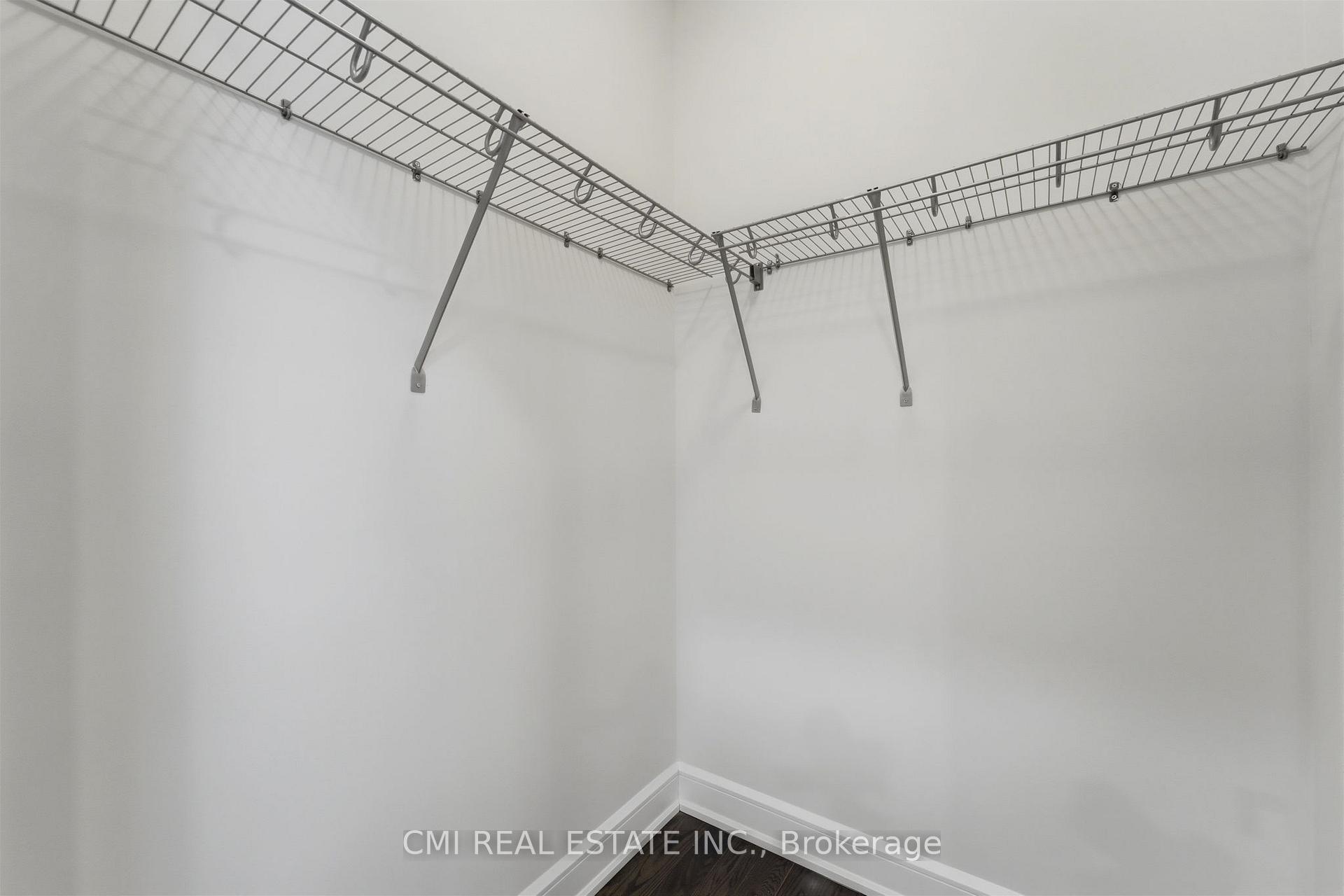 Photo 32 of 392 Farrell Road, Vaughan, Patterson — HOMEH