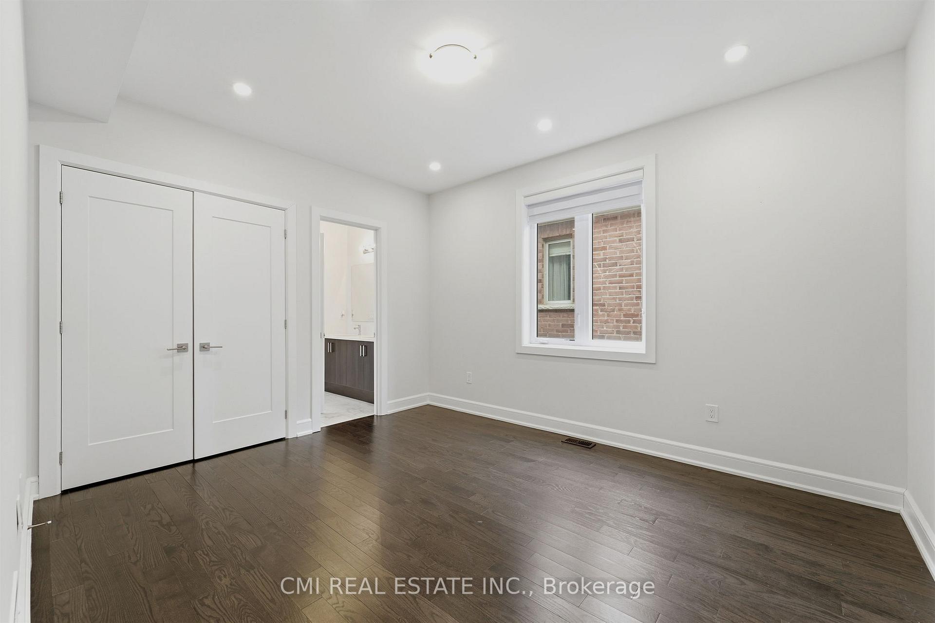 Photo 33 of 392 Farrell Road, Vaughan, Patterson — HOMEH