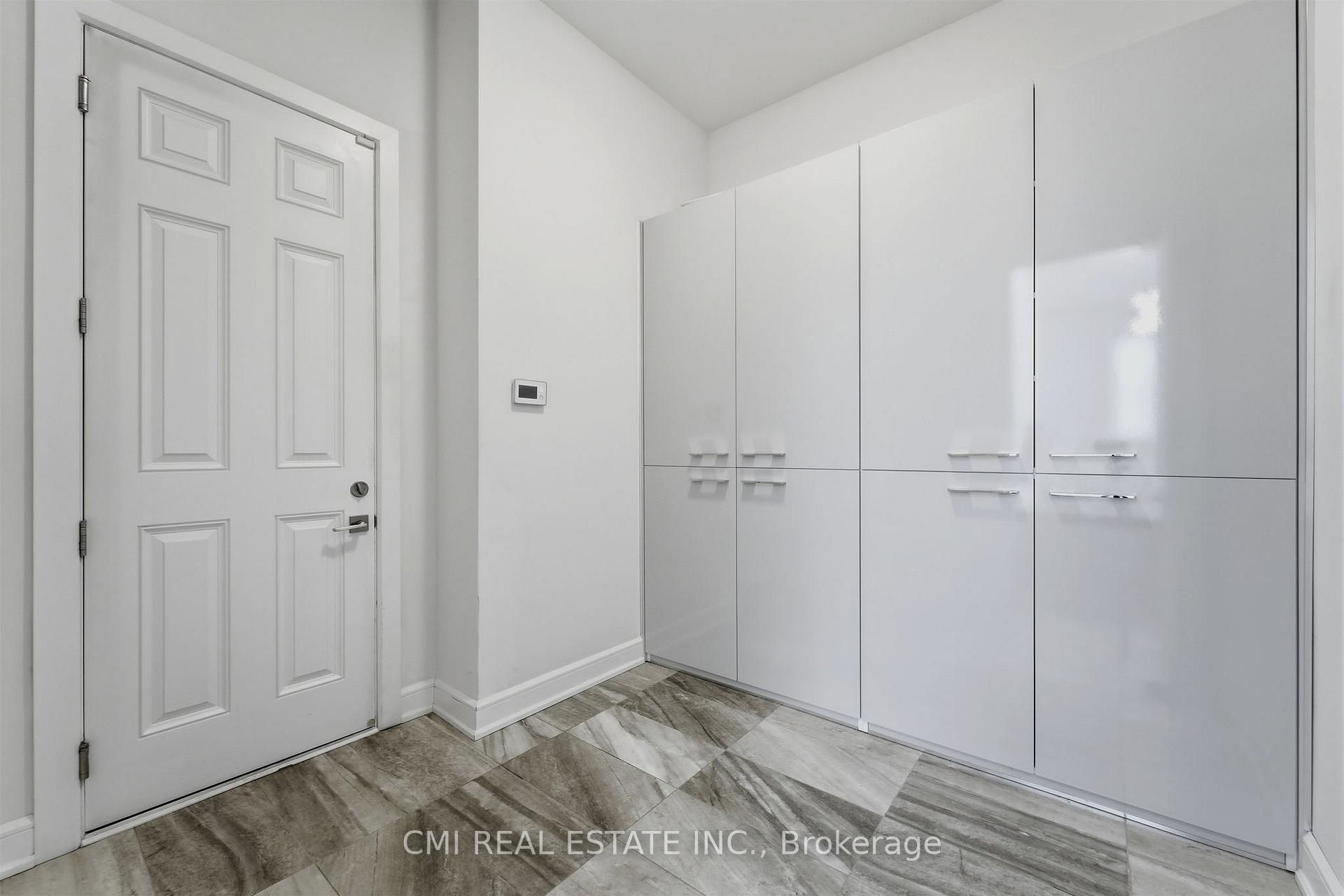 Photo 46 of 392 Farrell Road, Vaughan, Patterson — HOMEH