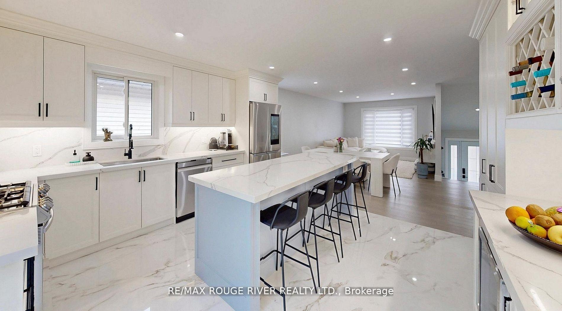 Photo 10 of 247 Beaver Street N, Clarington, Newcastle — HOMEH