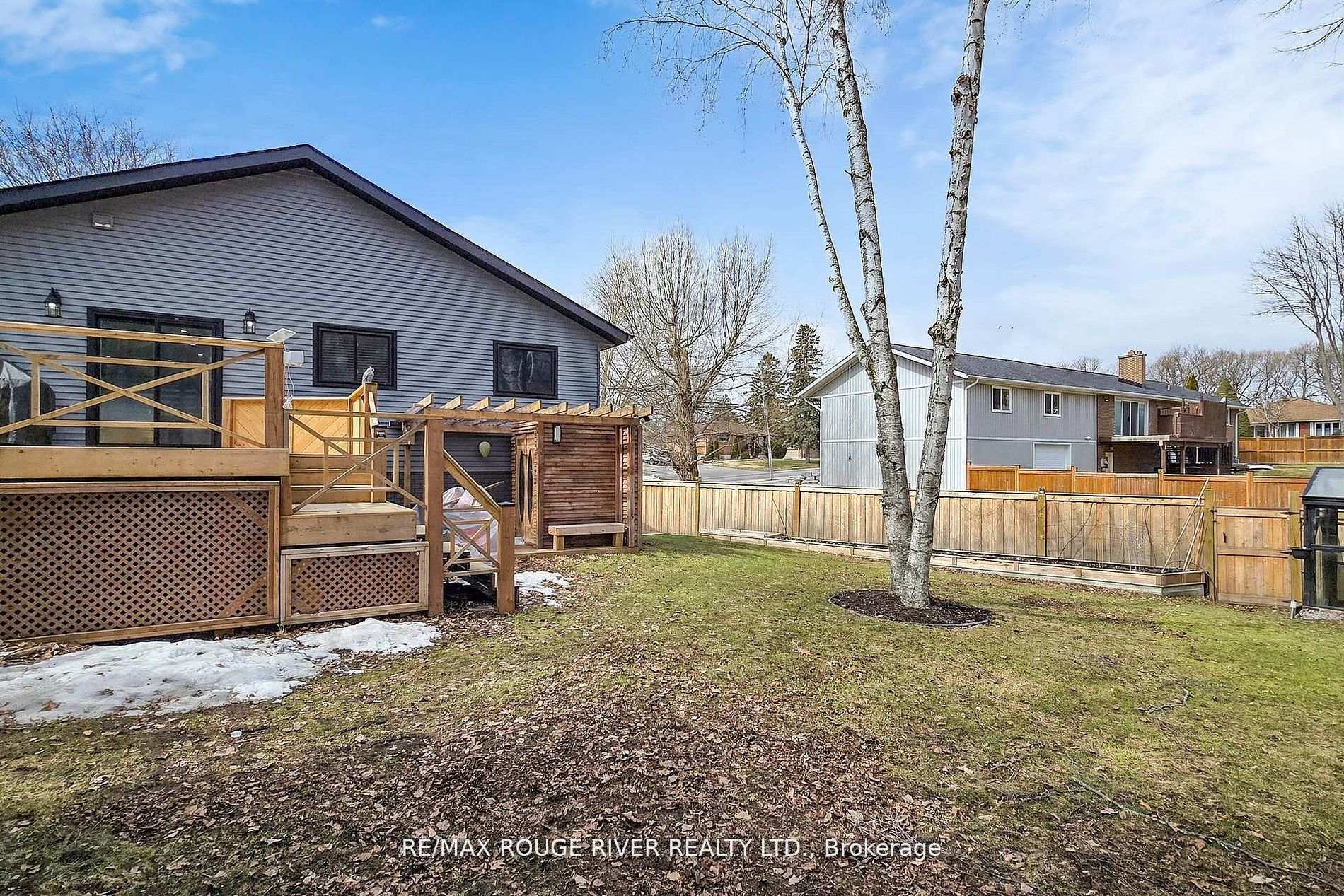 Photo 44 of 247 Beaver Street N, Clarington, Newcastle — HOMEH