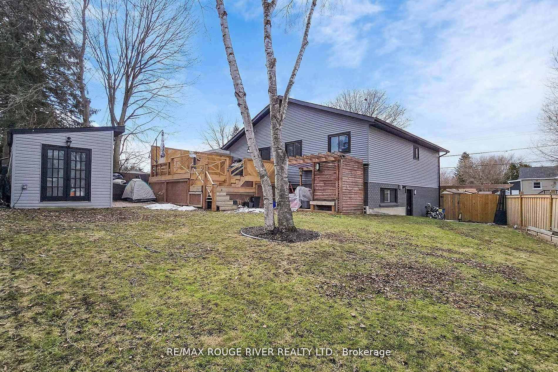 Photo 45 of 247 Beaver Street N, Clarington, Newcastle — HOMEH