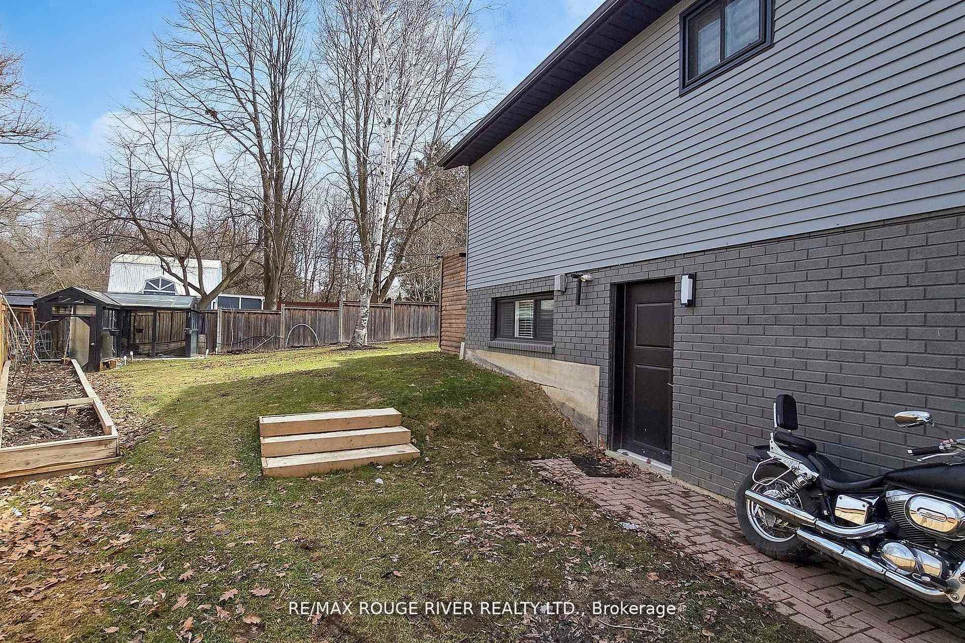 Photo 48 of 247 Beaver Street N, Clarington, Newcastle — HOMEH