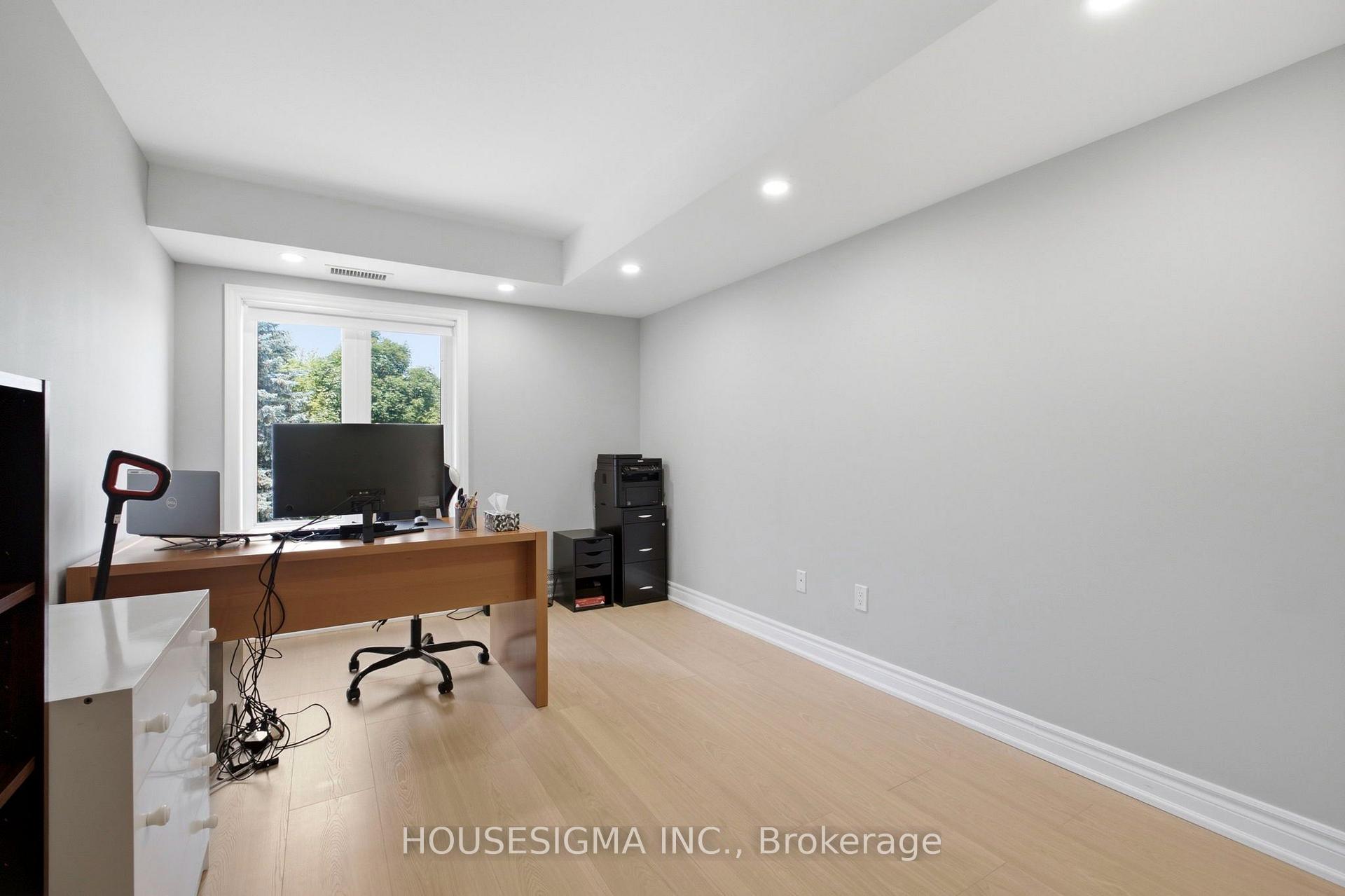 Photo 6 of Unit 305, 32 Church Street, King, Schomberg — HOMEH