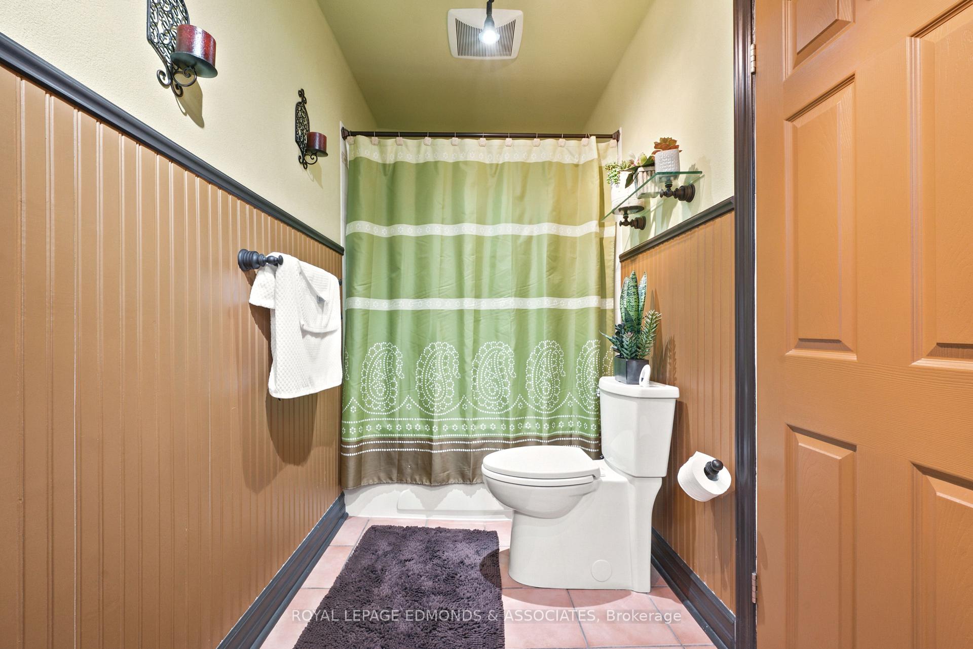Photo 33 of 532 Herbert Street, Pembroke, Pembroke — HOMEH
