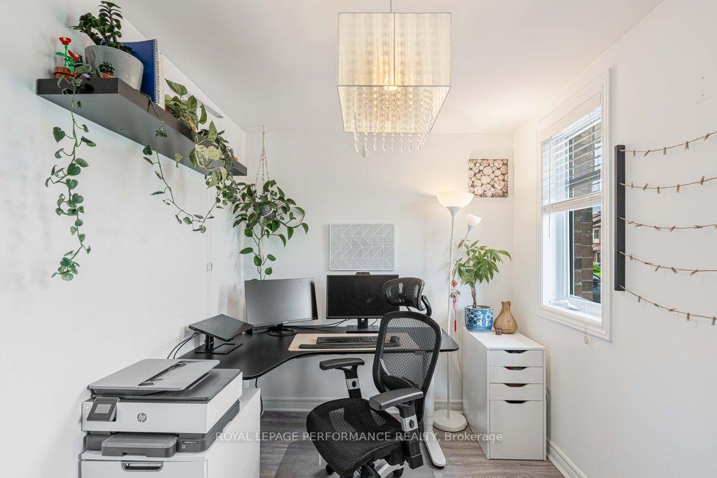 Photo 5 of 140 Waterfern Way, Ottawa, Avalon East — HOMEH