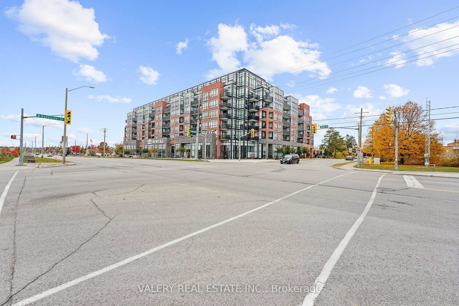 Photo 1 of Unit 615, 681 Yonge Street, Barrie, Painswick South — HOMEH