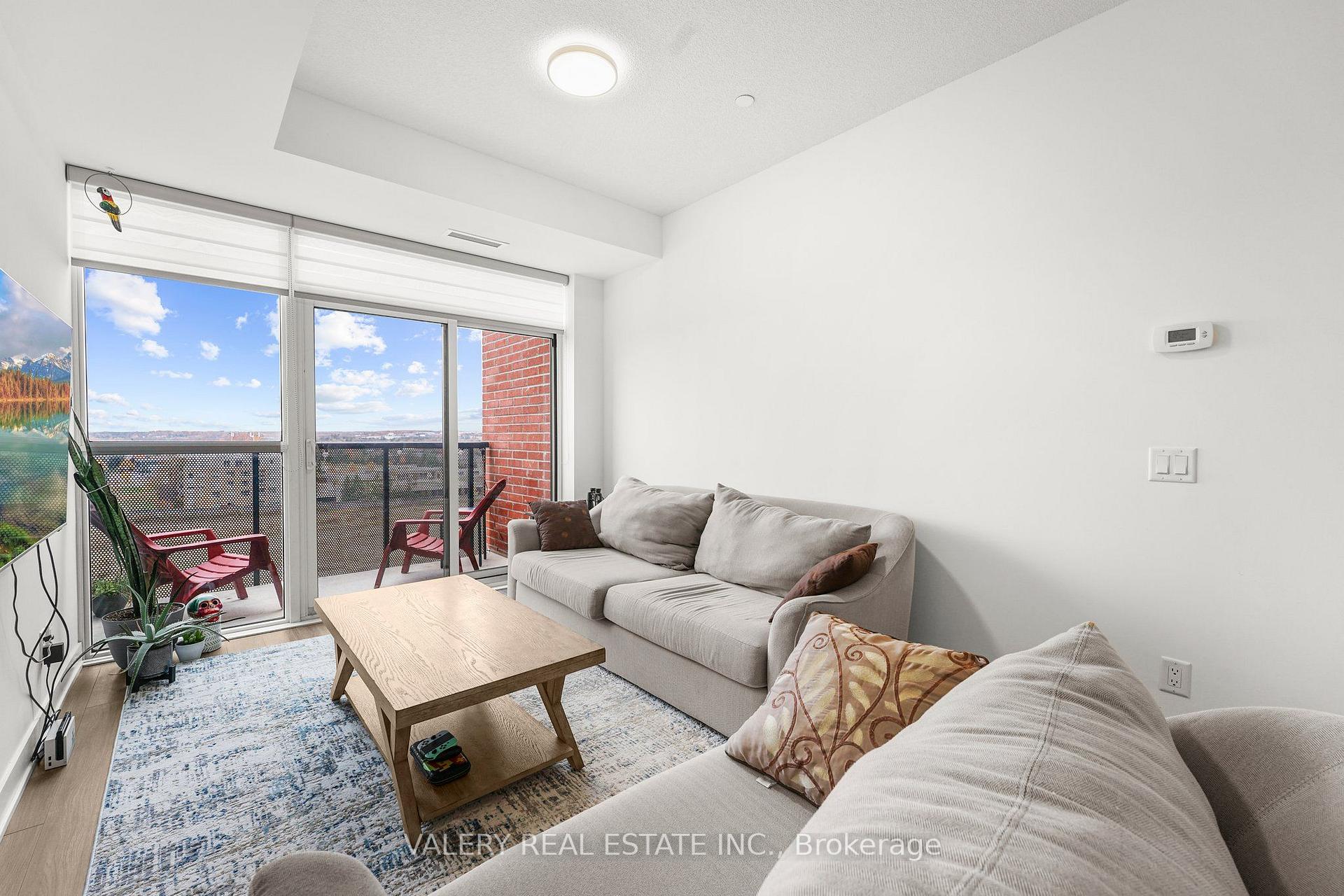 Photo 6 of Unit 615, 681 Yonge Street, Barrie, Painswick South — HOMEH