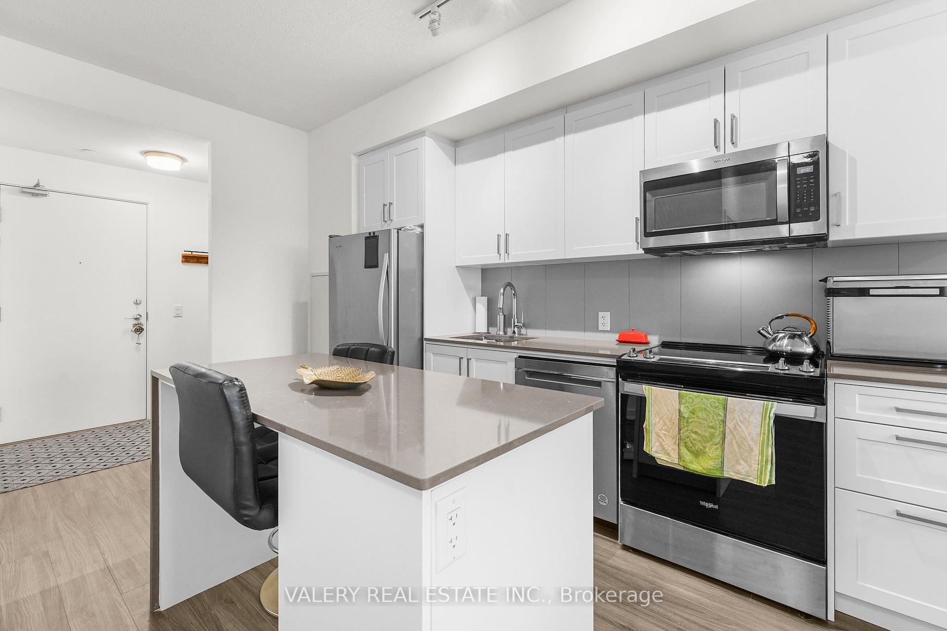 Photo 11 of Unit 615, 681 Yonge Street, Barrie, Painswick South — HOMEH
