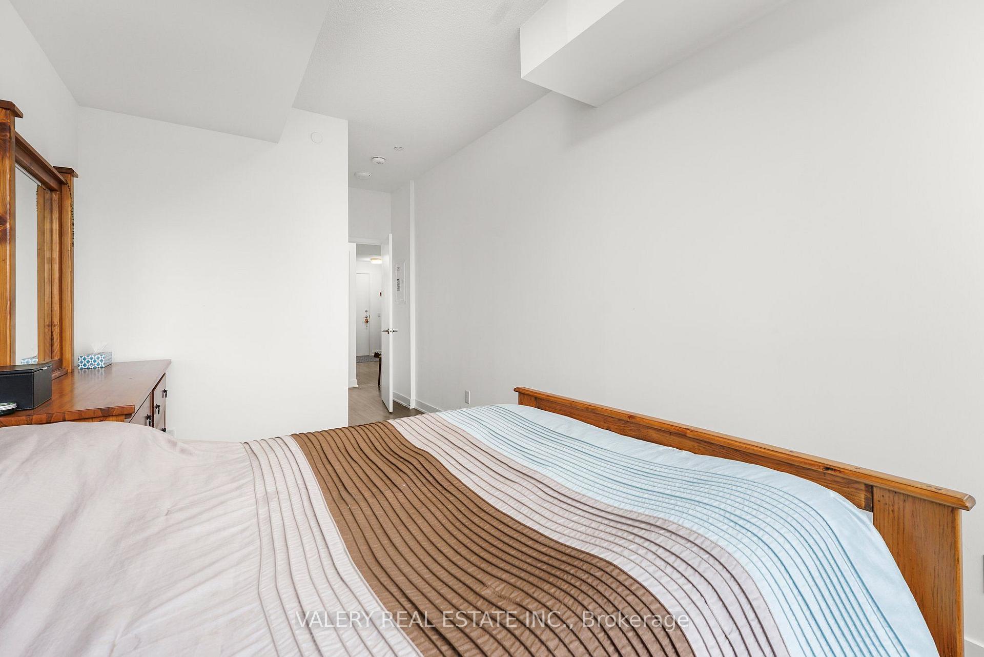 Photo 16 of Unit 615, 681 Yonge Street, Barrie, Painswick South — HOMEH