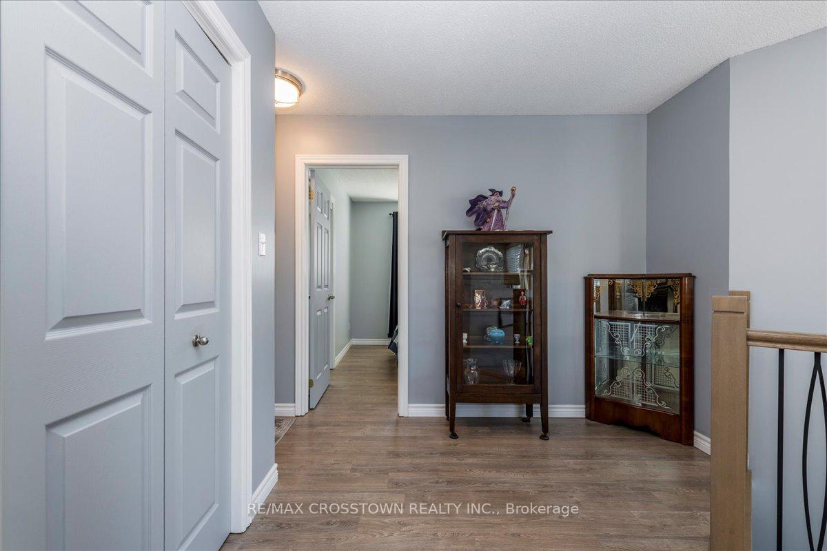 Photo 6 of 1170 Arnold Street, Innisfil, Rural Innisfil — HOMEH